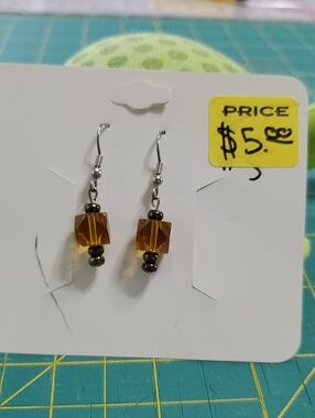 Amber Cube Drop Earrings with Metallic Accents - Unbranded